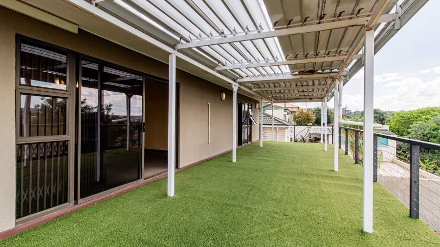 7 Bedroom Property for Sale in Kensington Gauteng