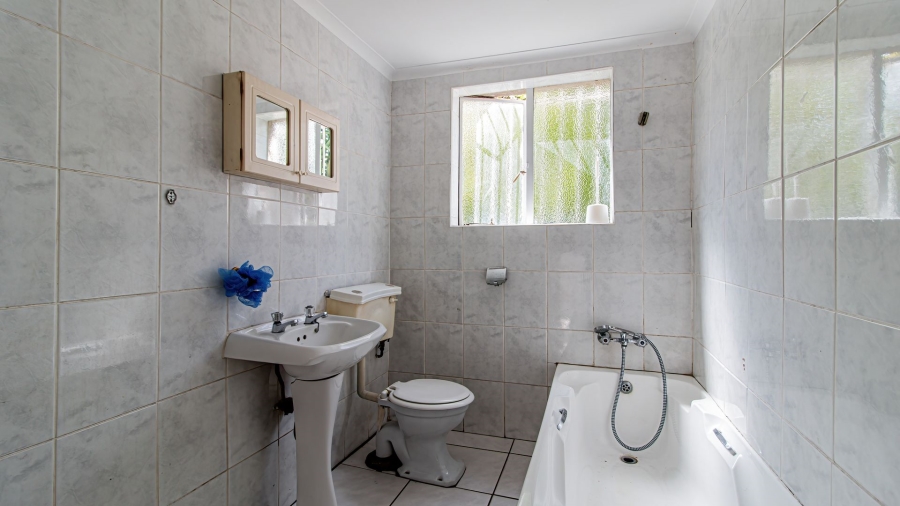 7 Bedroom Property for Sale in Kensington Gauteng