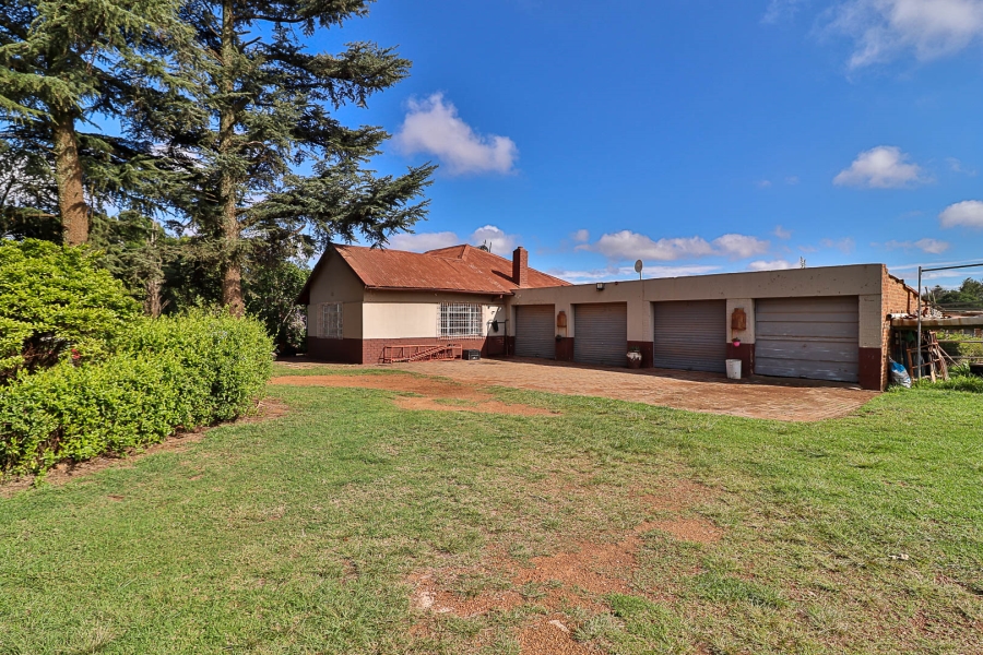 5 Bedroom Property for Sale in Hartzenbergfontein Gauteng