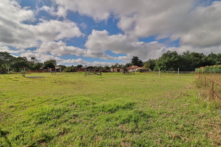 5 Bedroom Property for Sale in Hartzenbergfontein Gauteng