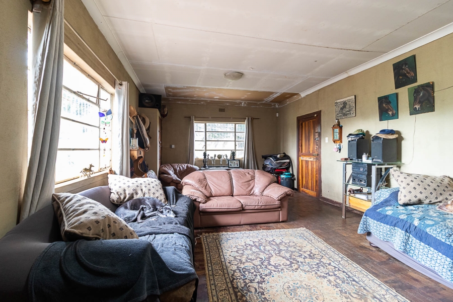 5 Bedroom Property for Sale in Hartzenbergfontein Gauteng