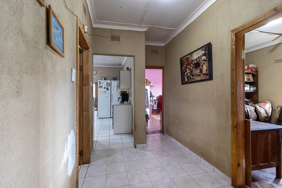 5 Bedroom Property for Sale in Hartzenbergfontein Gauteng