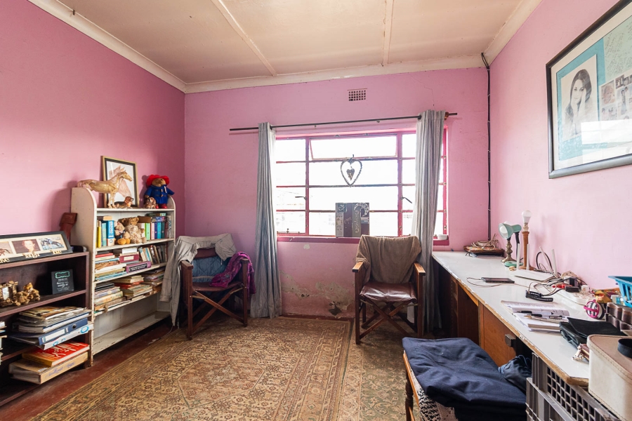 5 Bedroom Property for Sale in Hartzenbergfontein Gauteng