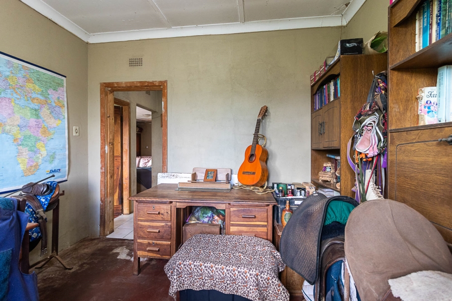 5 Bedroom Property for Sale in Hartzenbergfontein Gauteng