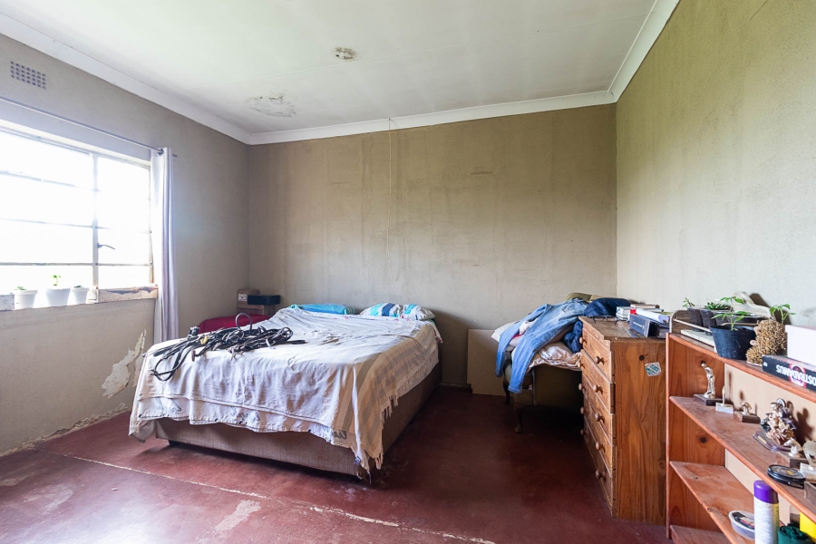 5 Bedroom Property for Sale in Hartzenbergfontein Gauteng