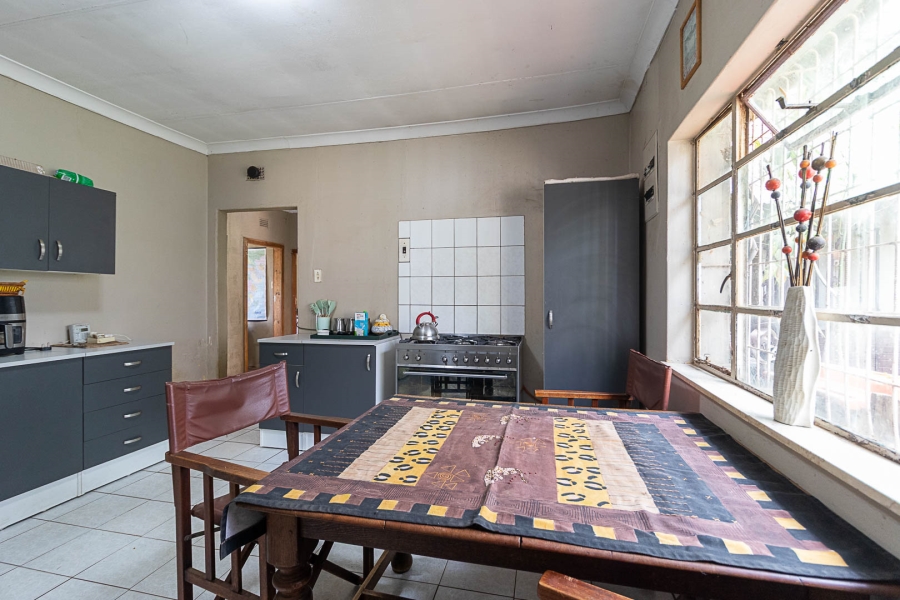 5 Bedroom Property for Sale in Hartzenbergfontein Gauteng