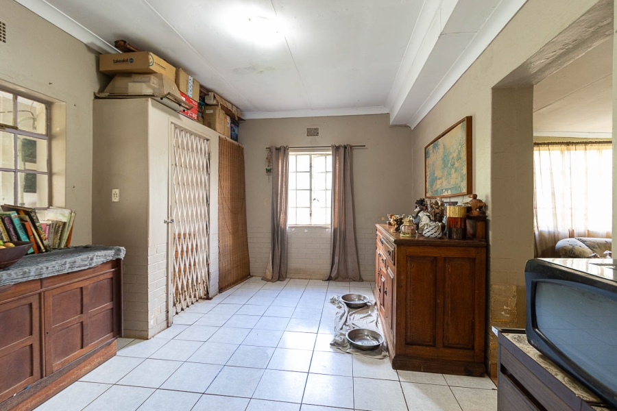 5 Bedroom Property for Sale in Hartzenbergfontein Gauteng
