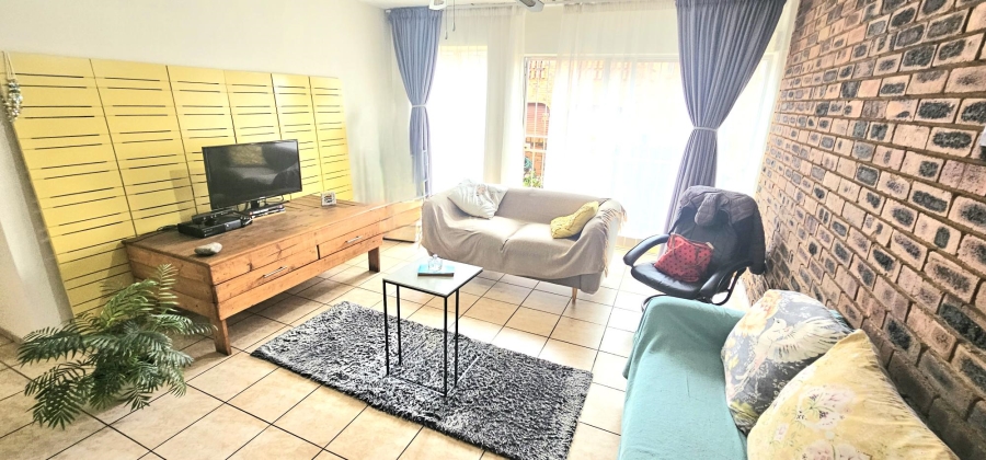 2 Bedroom Property for Sale in Garsfontein Gauteng