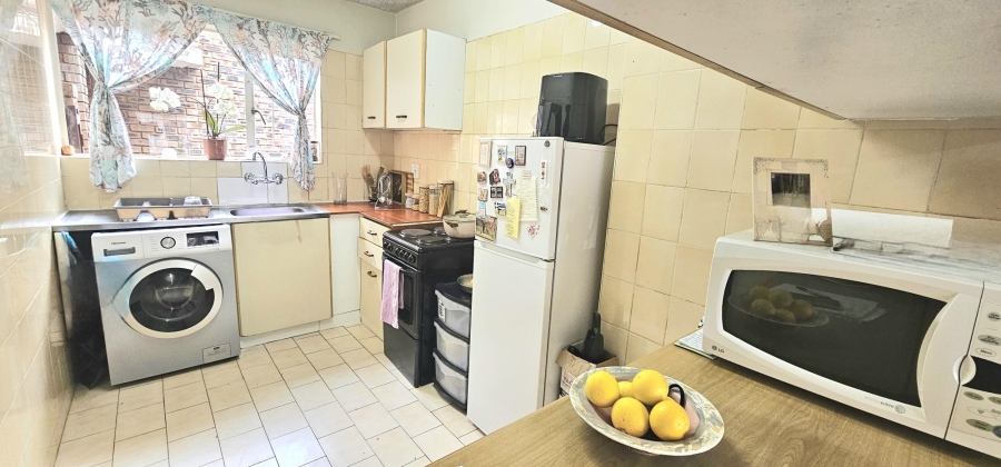 2 Bedroom Property for Sale in Garsfontein Gauteng