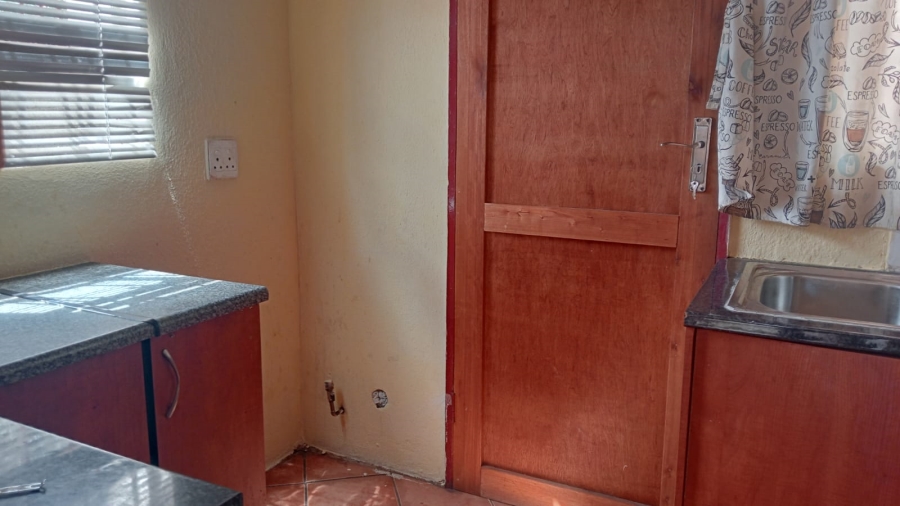 3 Bedroom Property for Sale in Lotus Gardens Gauteng