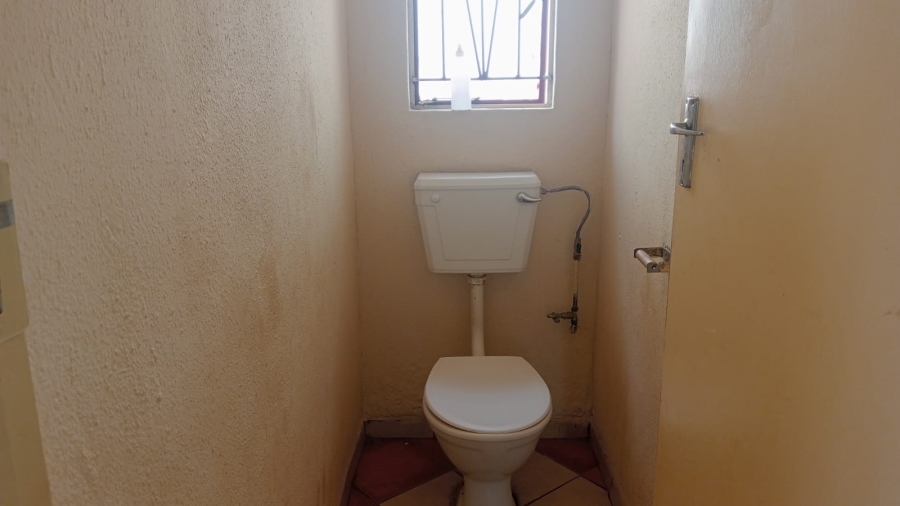 3 Bedroom Property for Sale in Lotus Gardens Gauteng