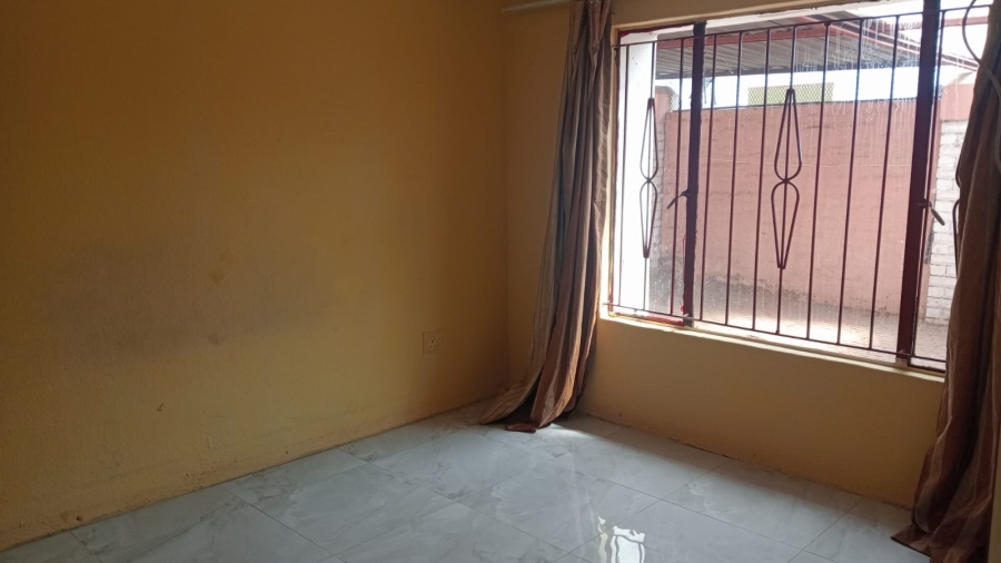 3 Bedroom Property for Sale in Lotus Gardens Gauteng