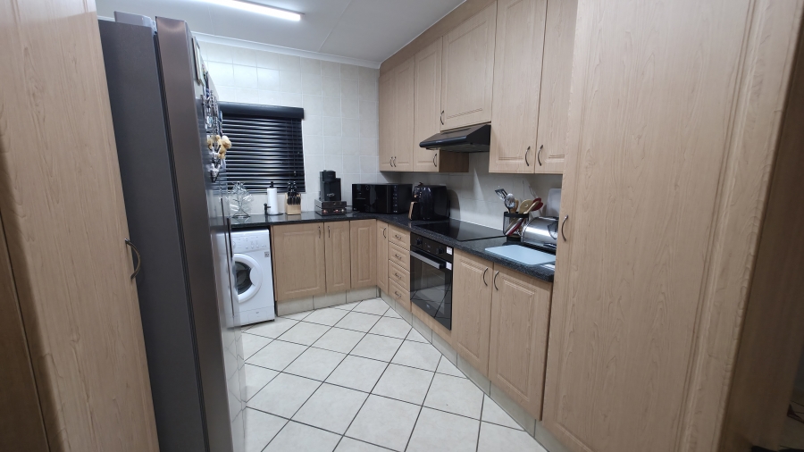 3 Bedroom Property for Sale in Paramount Estate Gauteng