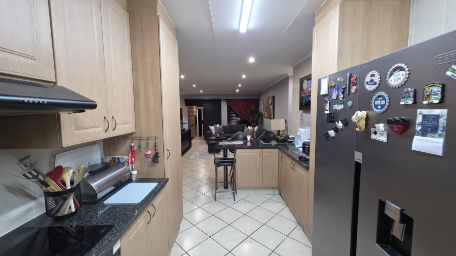 3 Bedroom Property for Sale in Paramount Estate Gauteng
