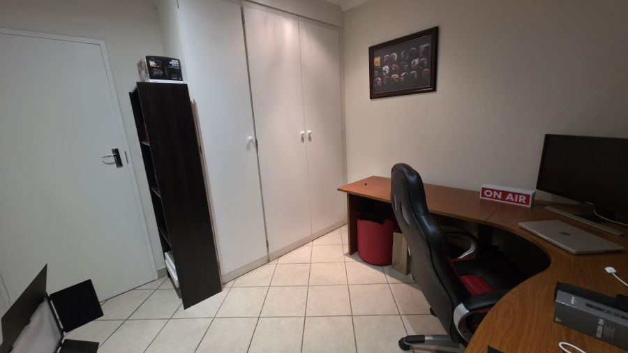 3 Bedroom Property for Sale in Paramount Estate Gauteng