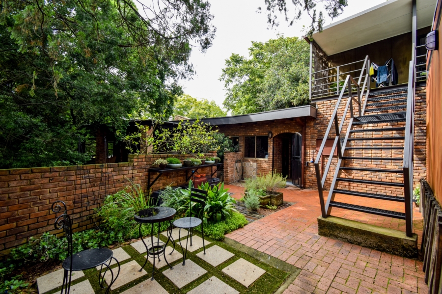 4 Bedroom Property for Sale in Waterkloof Ridge Gauteng