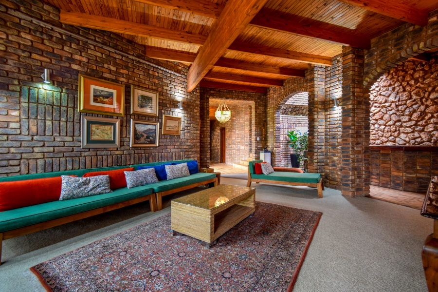 4 Bedroom Property for Sale in Waterkloof Ridge Gauteng