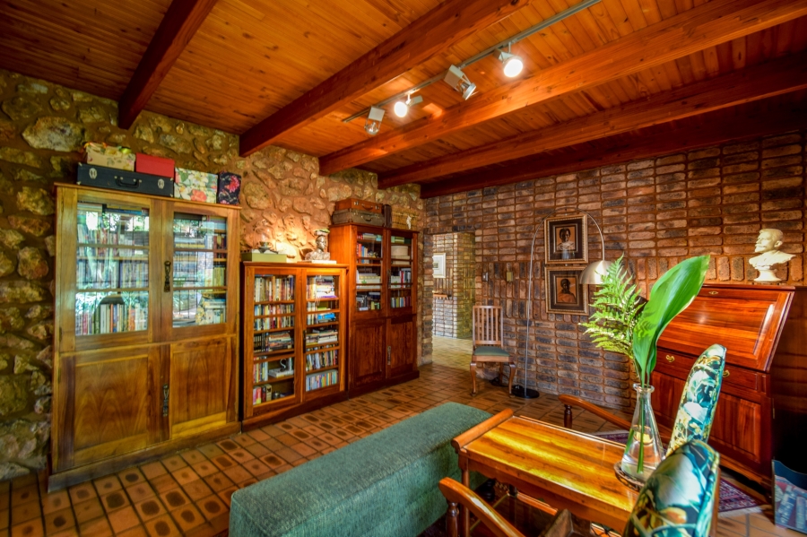 4 Bedroom Property for Sale in Waterkloof Ridge Gauteng