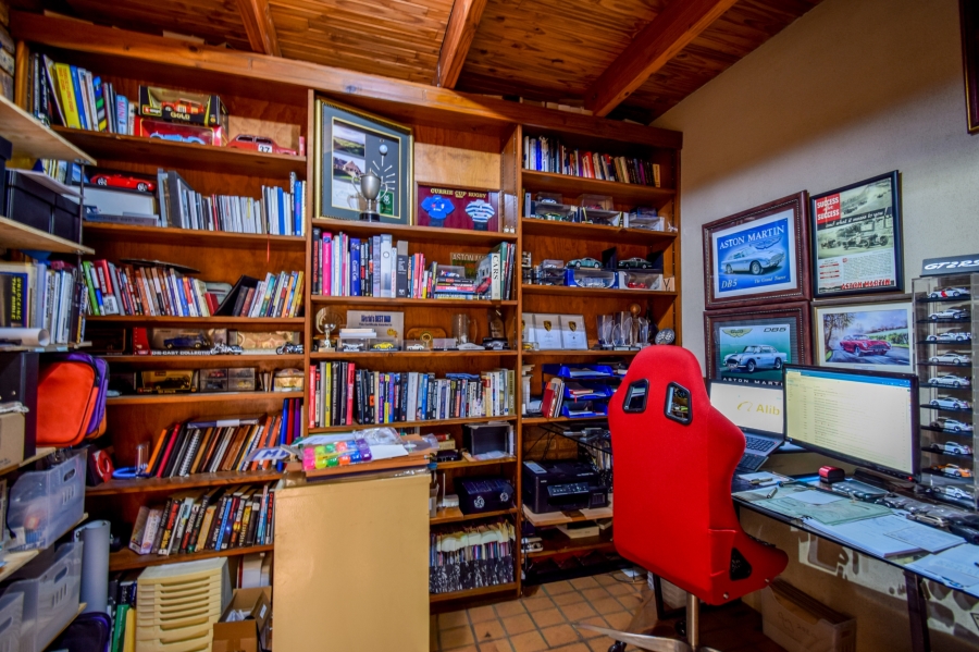 4 Bedroom Property for Sale in Waterkloof Ridge Gauteng