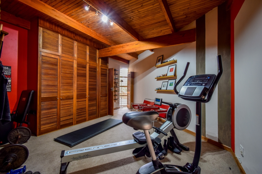 4 Bedroom Property for Sale in Waterkloof Ridge Gauteng