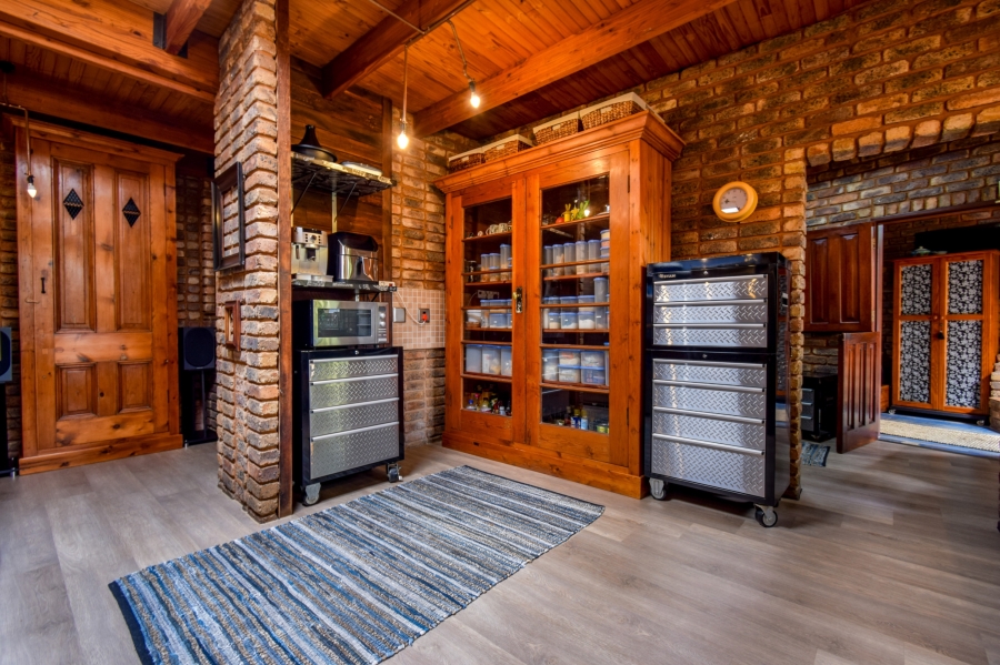 4 Bedroom Property for Sale in Waterkloof Ridge Gauteng