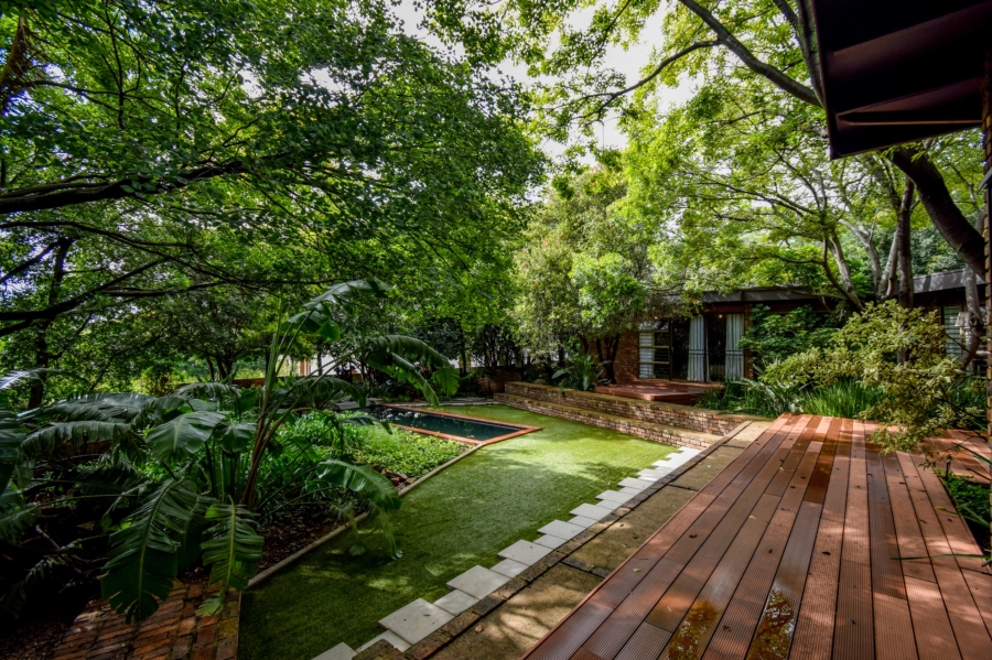 4 Bedroom Property for Sale in Waterkloof Ridge Gauteng