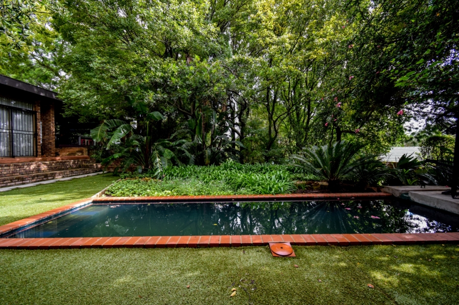 4 Bedroom Property for Sale in Waterkloof Ridge Gauteng