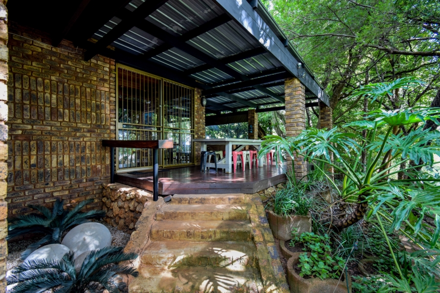 4 Bedroom Property for Sale in Waterkloof Ridge Gauteng