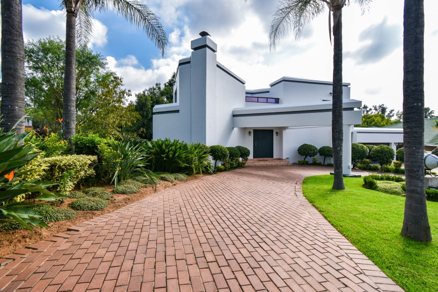 6 Bedroom Property for Sale in Wapadrand Gauteng