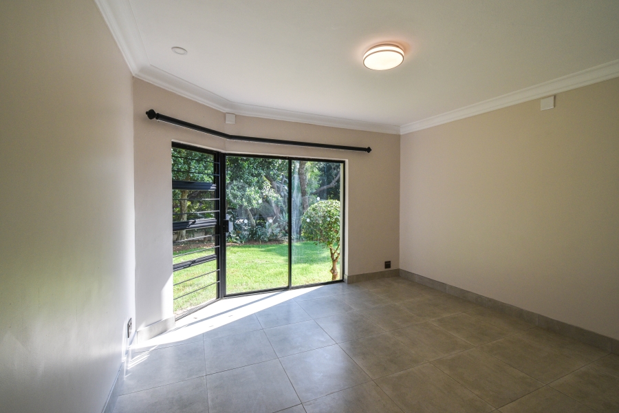 6 Bedroom Property for Sale in Wapadrand Gauteng