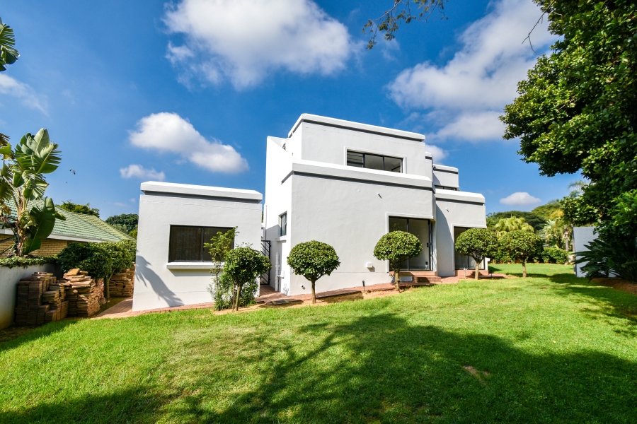 6 Bedroom Property for Sale in Wapadrand Gauteng