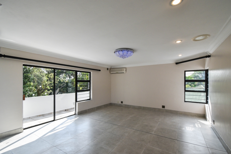 6 Bedroom Property for Sale in Wapadrand Gauteng