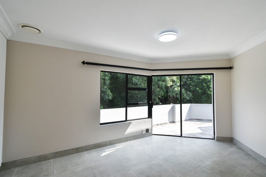 6 Bedroom Property for Sale in Wapadrand Gauteng