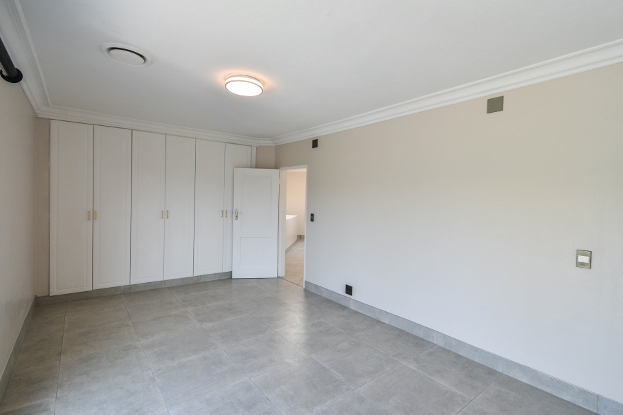 6 Bedroom Property for Sale in Wapadrand Gauteng