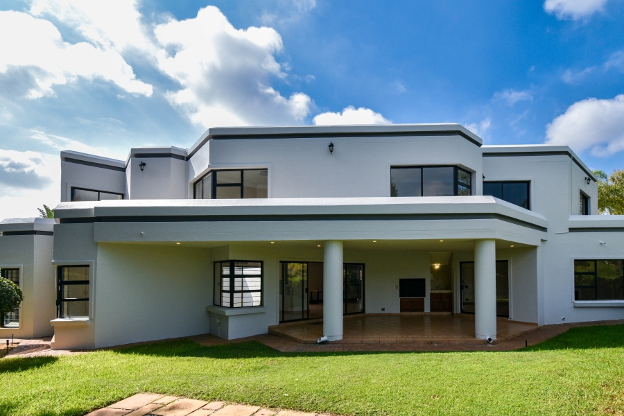 6 Bedroom Property for Sale in Wapadrand Gauteng