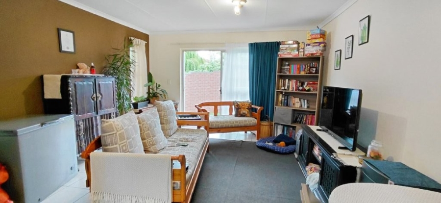 2 Bedroom Property for Sale in Wilgeheuwel Gauteng