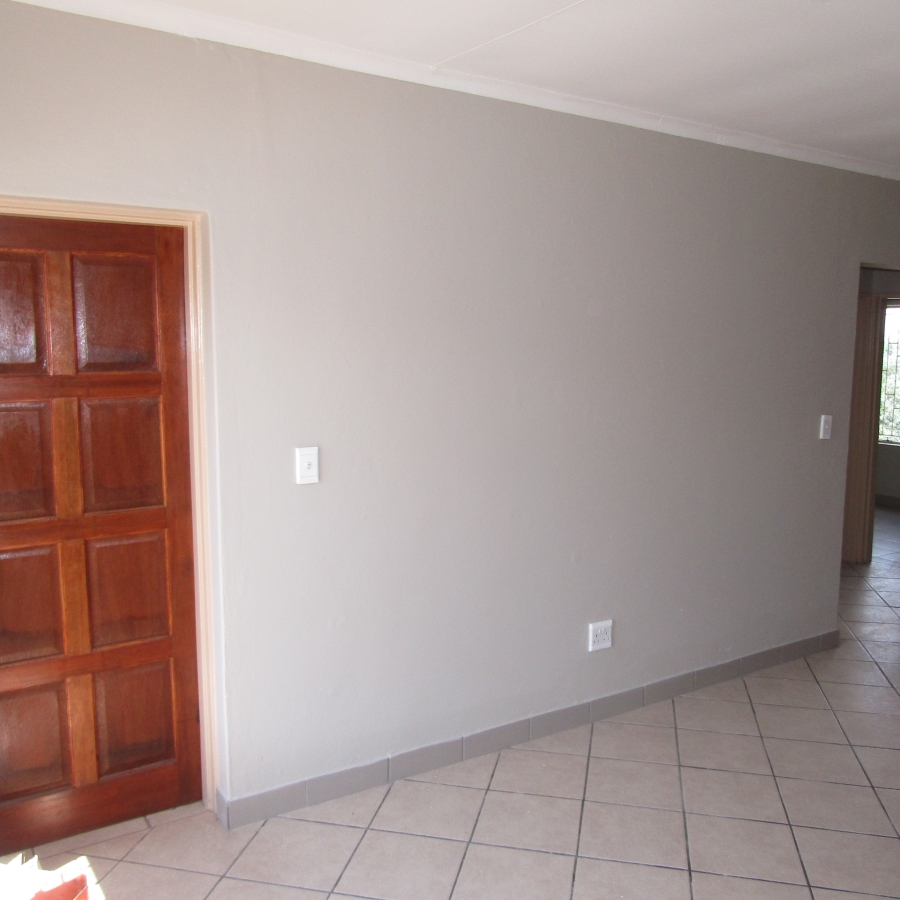 2 Bedroom Property for Sale in Groblerpark Gauteng