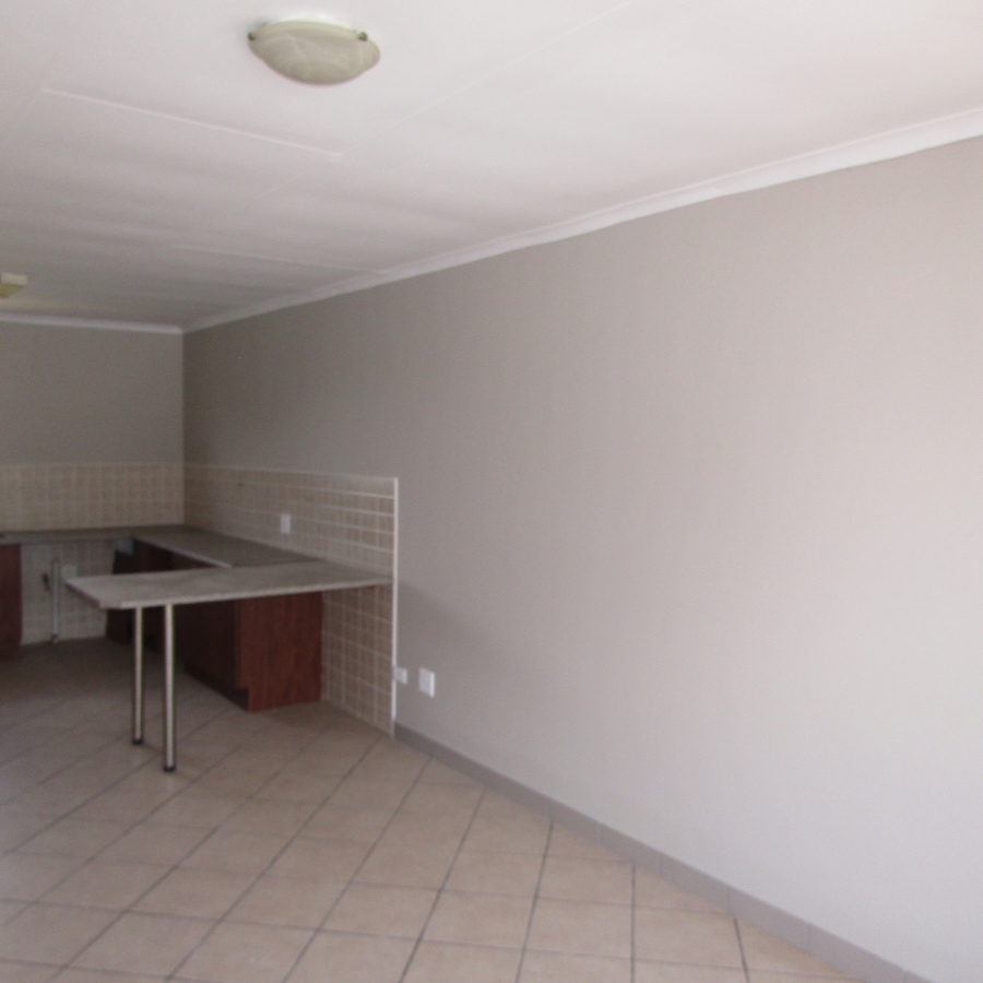 2 Bedroom Property for Sale in Groblerpark Gauteng
