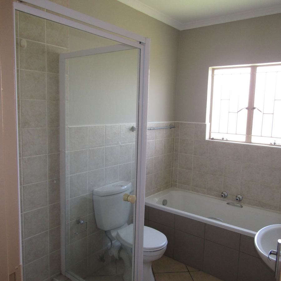 2 Bedroom Property for Sale in Groblerpark Gauteng