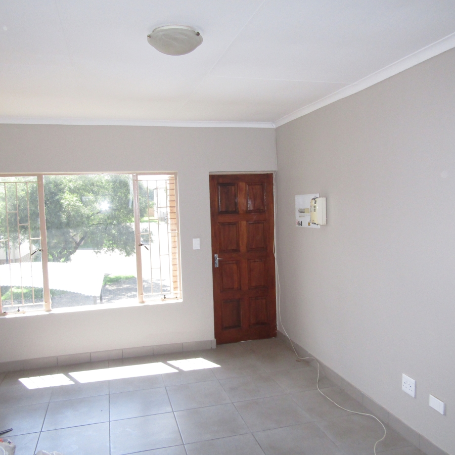 2 Bedroom Property for Sale in Groblerpark Gauteng