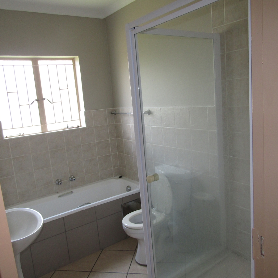 2 Bedroom Property for Sale in Groblerpark Gauteng