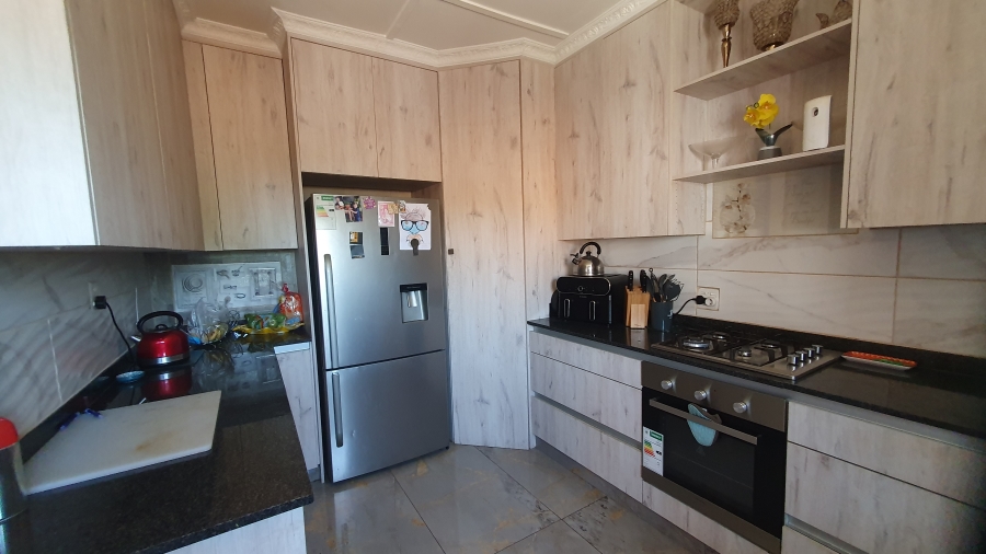 3 Bedroom Property for Sale in South Hills Gauteng