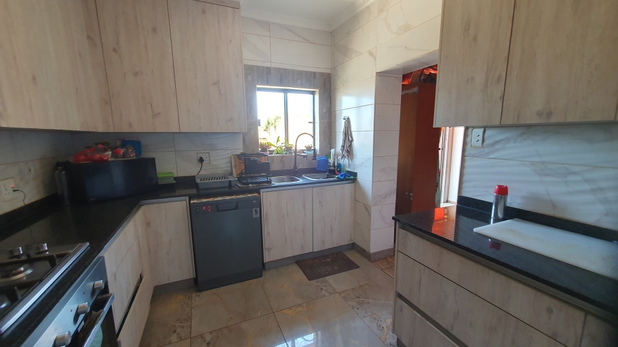 3 Bedroom Property for Sale in South Hills Gauteng