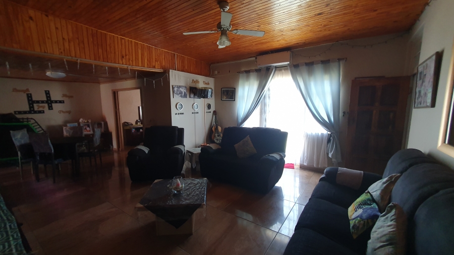 3 Bedroom Property for Sale in South Hills Gauteng