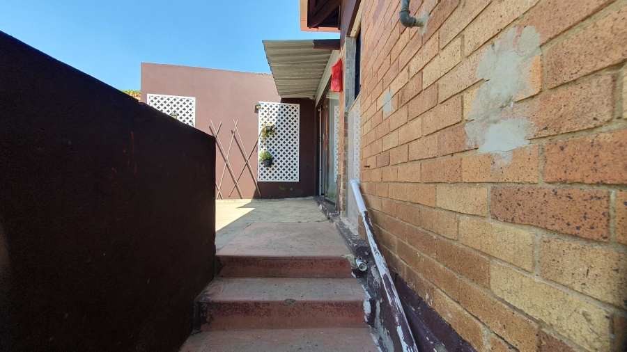 3 Bedroom Property for Sale in South Hills Gauteng