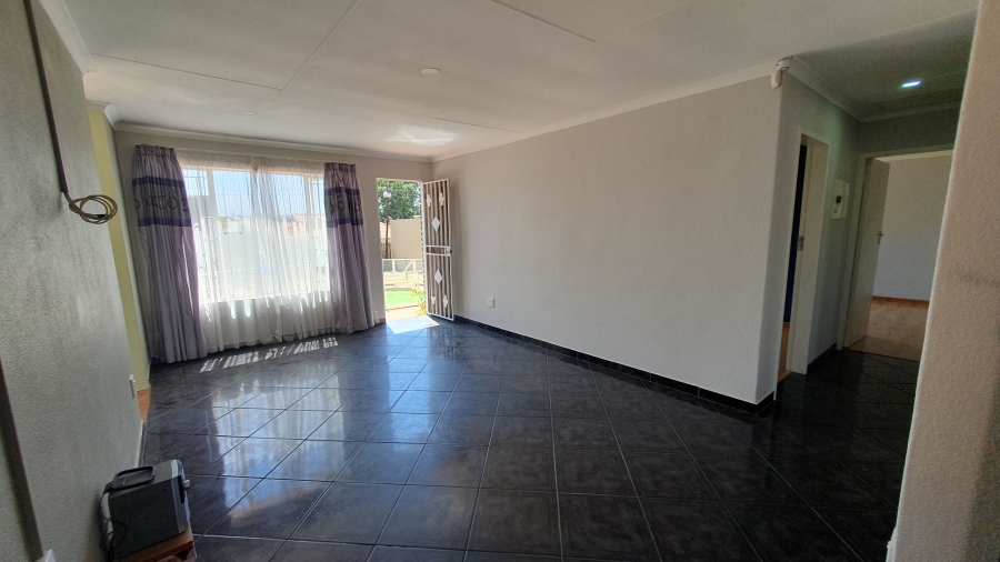 3 Bedroom Property for Sale in Elandspark Gauteng