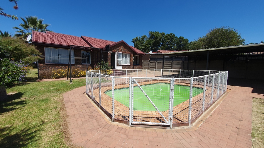 3 Bedroom Property for Sale in Elandspark Gauteng