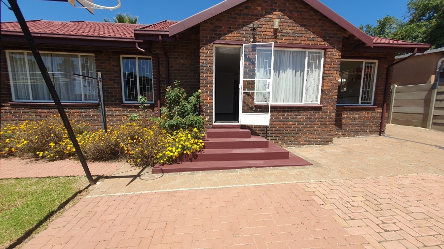 3 Bedroom Property for Sale in Elandspark Gauteng