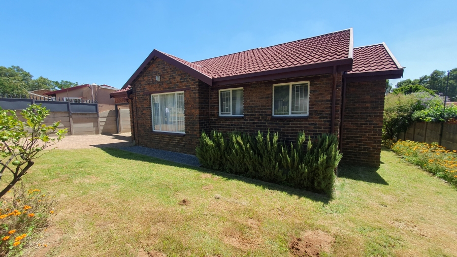 3 Bedroom Property for Sale in Elandspark Gauteng