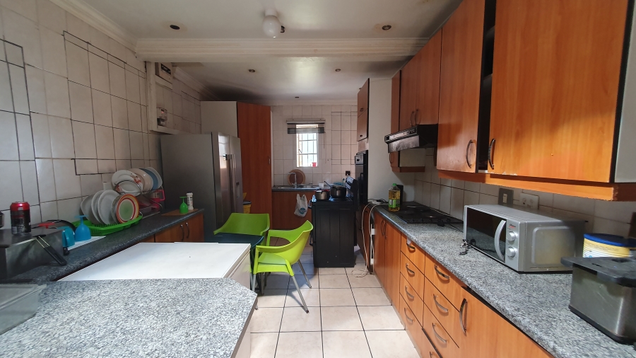 3 Bedroom Property for Sale in Rosettenville Gauteng